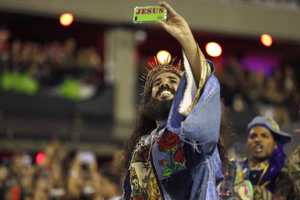 Resultado do Carnaval do Rio confirma força das religiões de